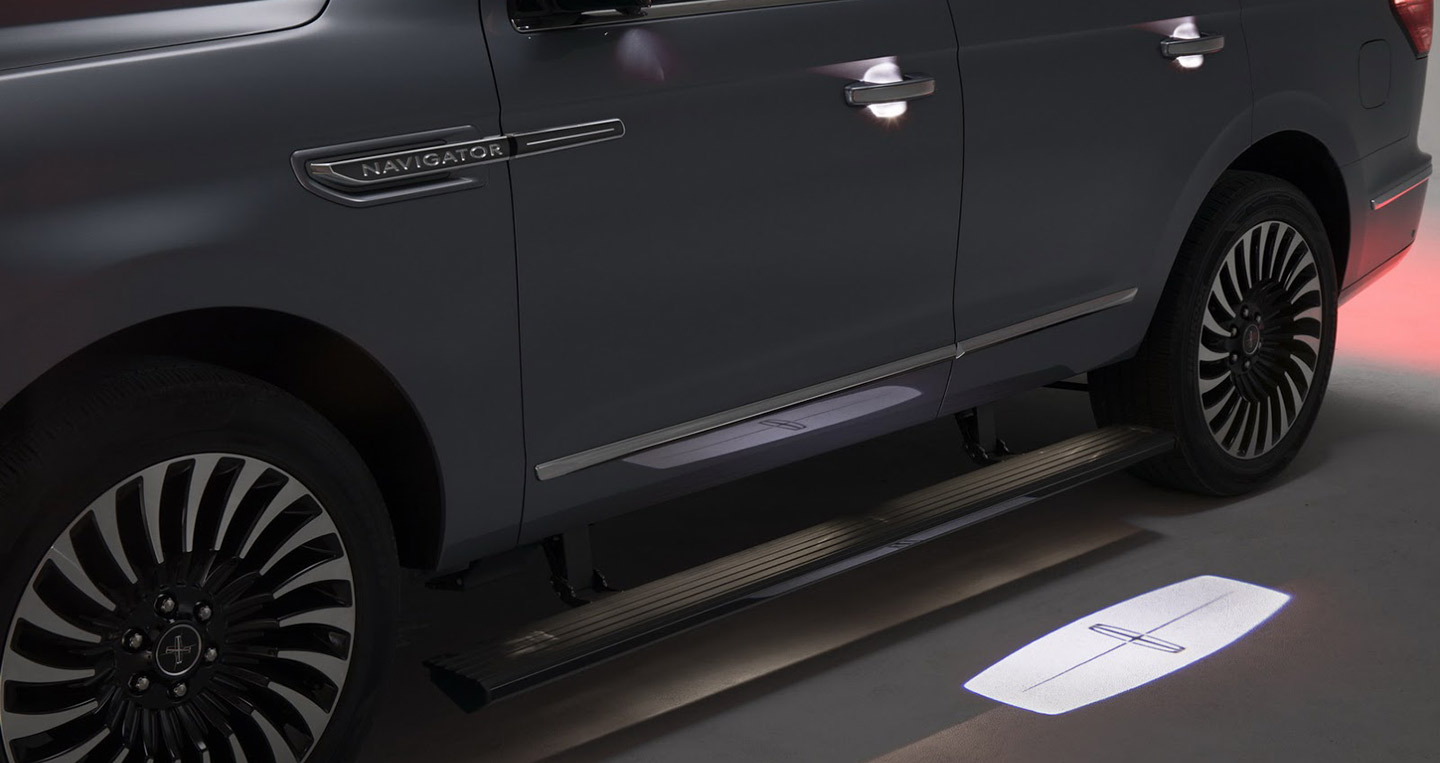 Ảnh chi tiết Lincoln Navigator 2018 2018-lincopln-navigator-19.jpg