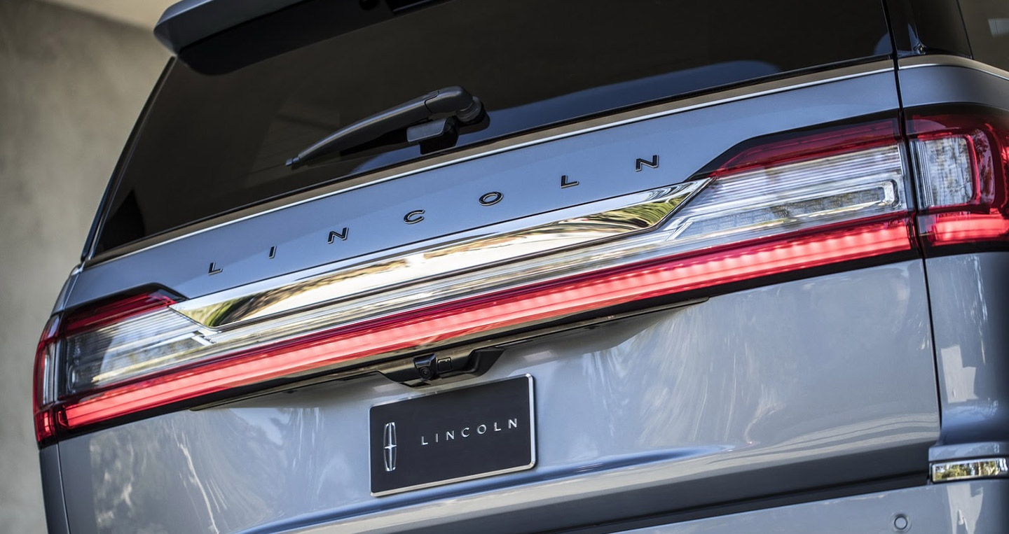 Ảnh chi tiết Lincoln Navigator 2018 2018-lincopln-navigator-27.jpg