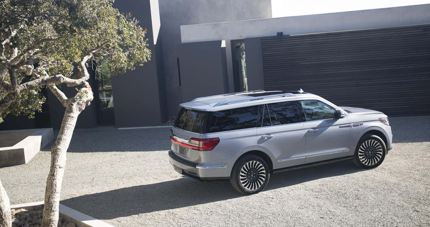 Ảnh chi tiết Lincoln Navigator 2018 2018-lincopln-navigator-28.jpg