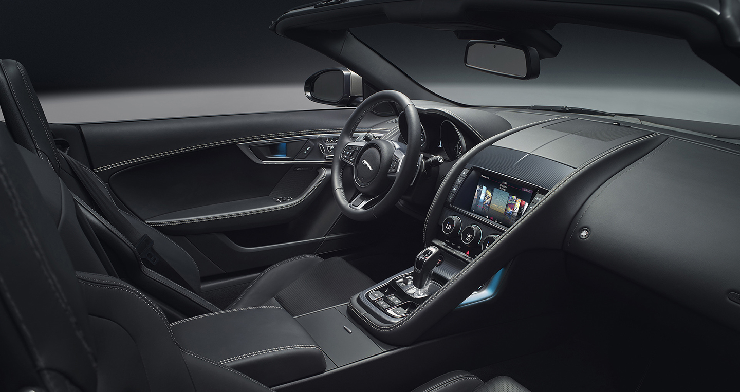 Ảnh chi tiết Jaguar F-Type 2018 2018-jaguar-f-type-14.jpg