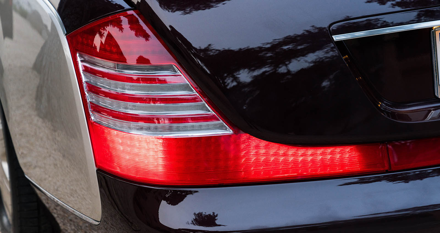 Ảnh chi tiết Sedan siêu sang Maybach 62 đời 2004 maybach-62-15.jpg