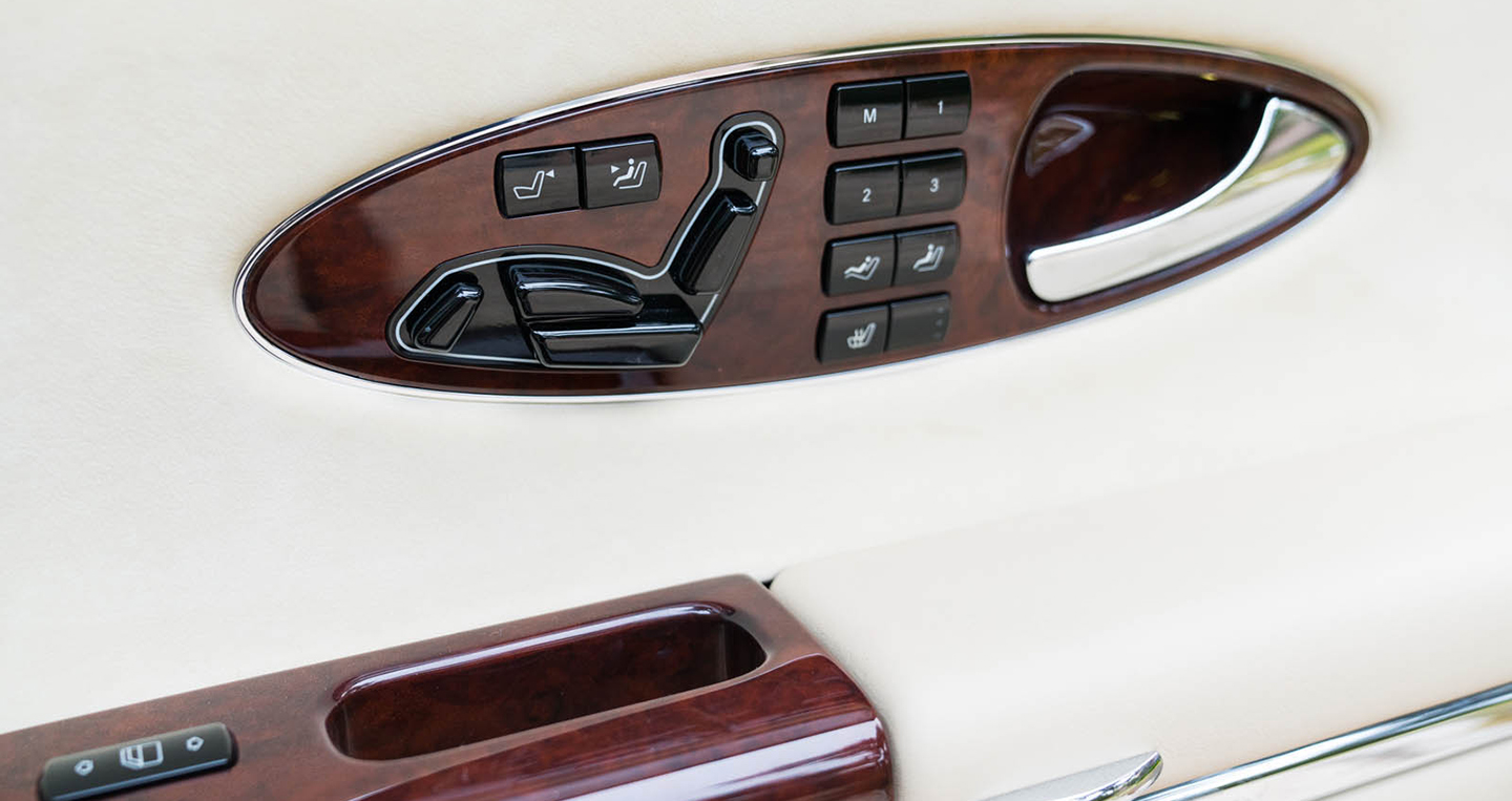 Ảnh chi tiết Sedan siêu sang Maybach 62 đời 2004 maybach-62-28.jpg