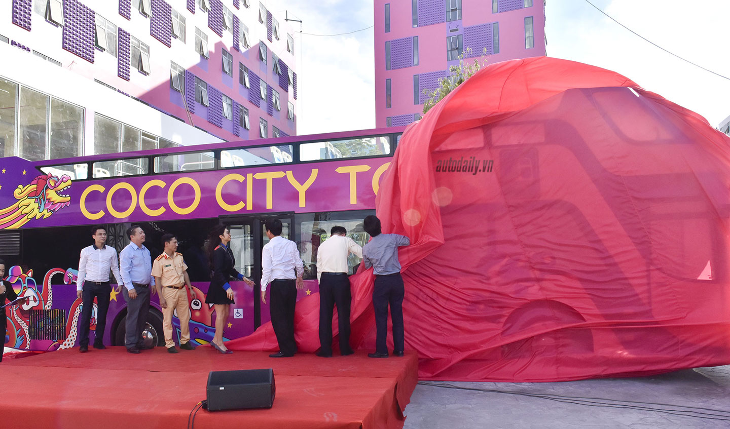 Ảnh sự kiện Thaco bàn giao bus 2 tầng tại Đà Nẵng coco-bus-thaco-11.jpg