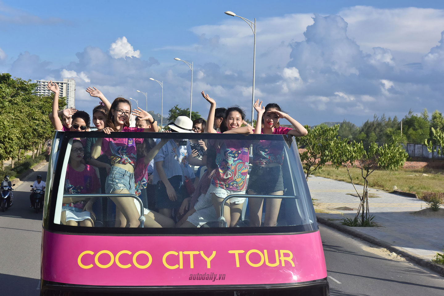 Ảnh sự kiện Thaco bàn giao bus 2 tầng tại Đà Nẵng coco-bus-thaco-14.jpg