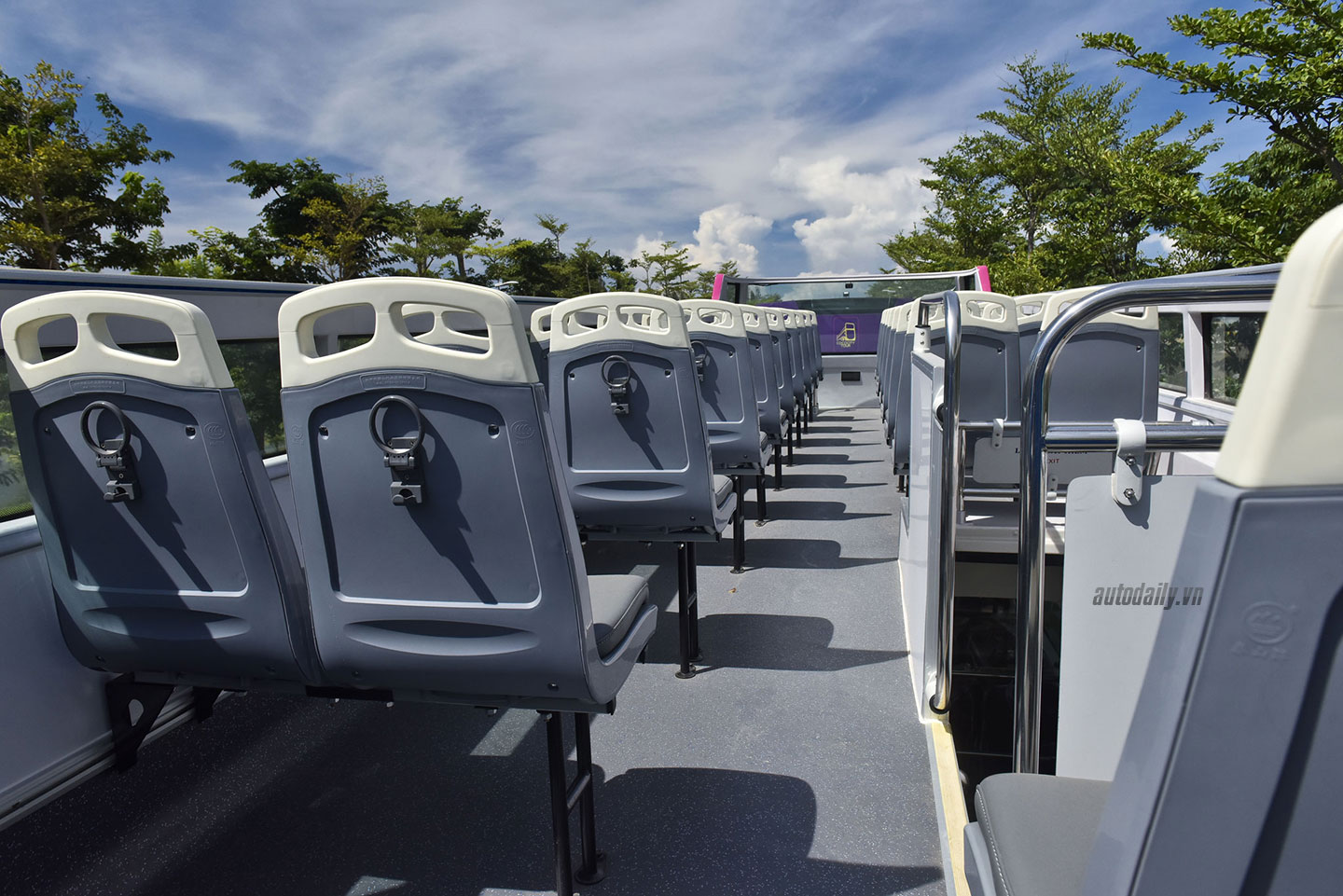 Ảnh sự kiện Thaco bàn giao bus 2 tầng tại Đà Nẵng coco-bus-thaco-4.jpg