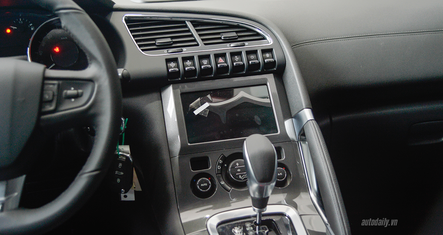 Ảnh chi tiết Peugeot 3008 bản nâng cấp tại Việt Nam peugeot-3008-21.jpg