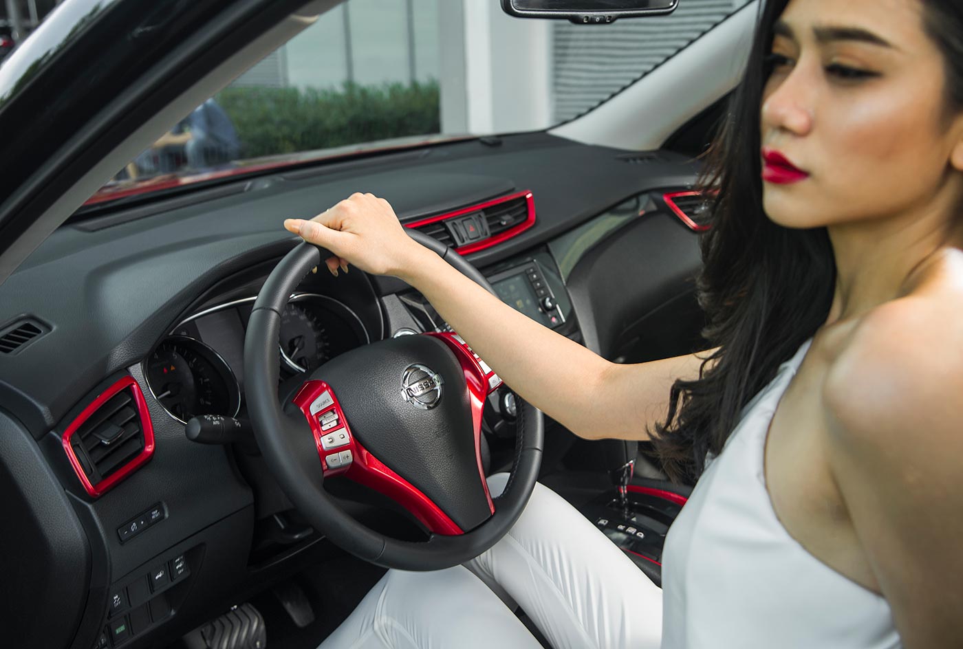 Ảnh chi tiết Nissan X-Trail Limited Edition nissan-xtrail-limited-edition12.jpg