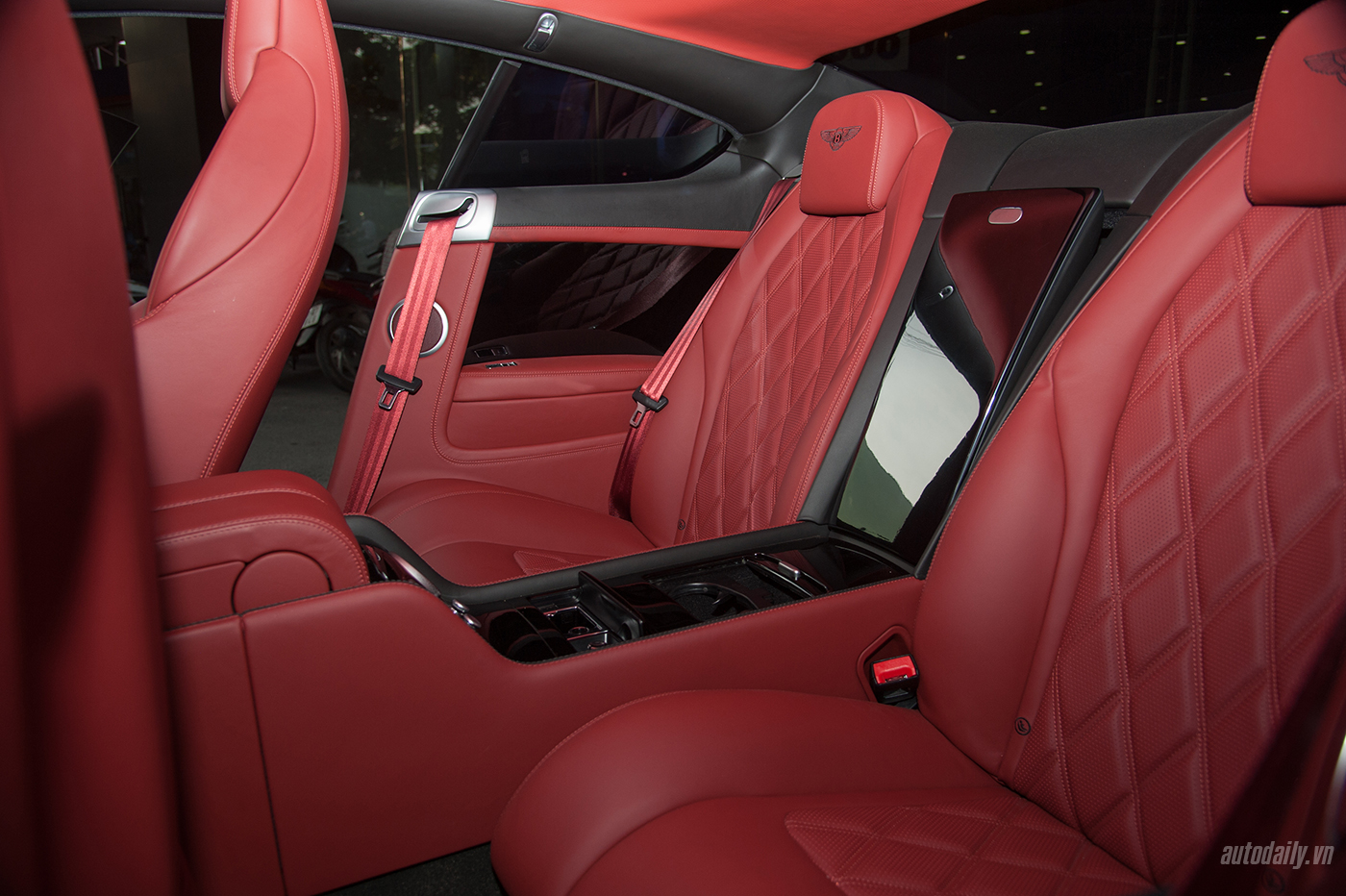 Ảnh chi tiết Bentley Continental GT Speed giá 11,5 tỷ tại Việt Nam bentley-gt-speed-12.jpg