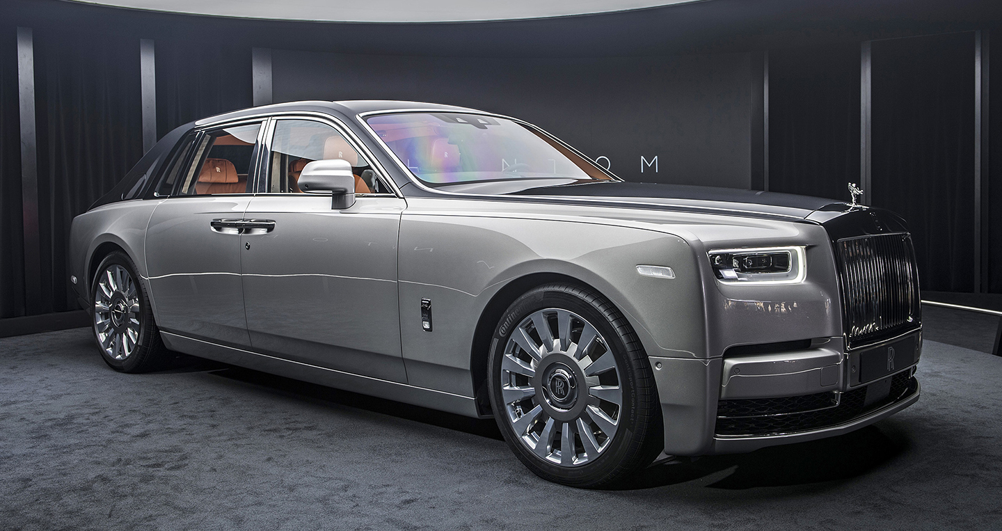 Ngắm kĩ siêu phẩm Rolls-Royce Phantom 2018 vừa ra mắt	 P2 01-2018-rolls-royce-phantom-1.jpg