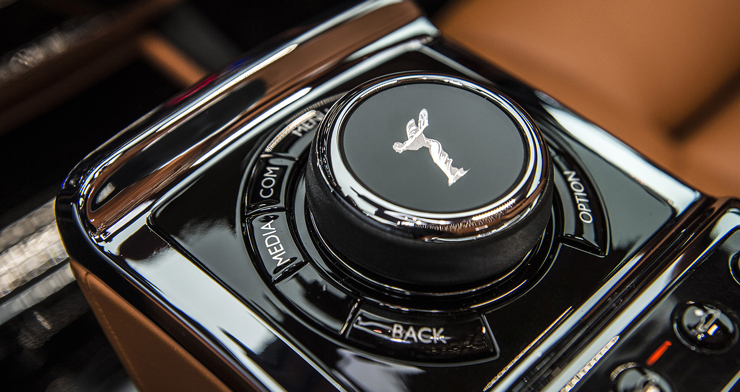 Ngắm kĩ siêu phẩm Rolls-Royce Phantom 2018 vừa ra mắt	 P2 59-2018-rolls-royce-phantom-1.jpg