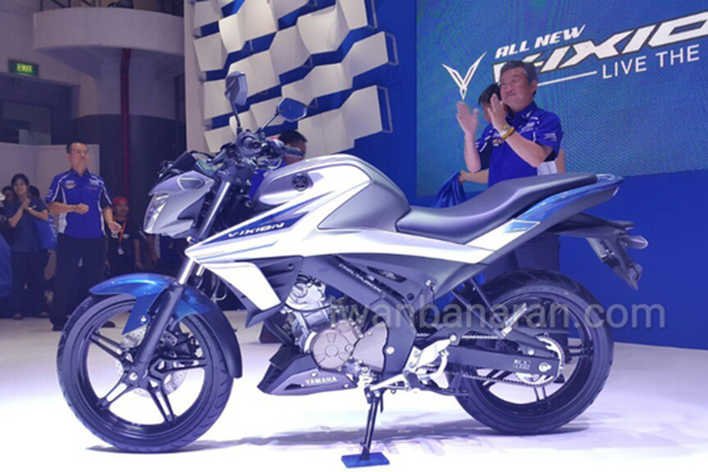 yamaha-v-ixion-r-vva-2017-8.jpg