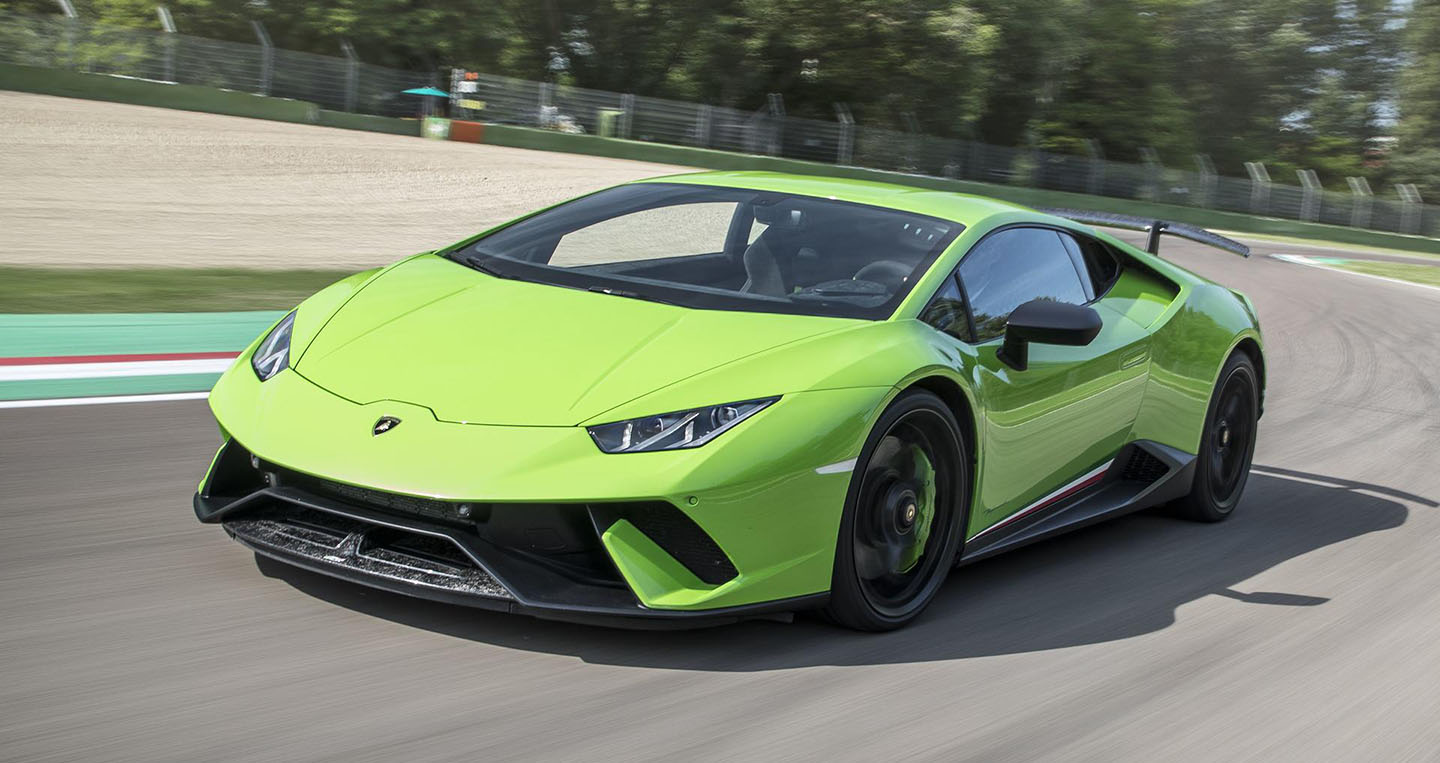 Lamborghini sẽ vẫn trung thành với động cơ V10 và V12 hút khí tự nhiên