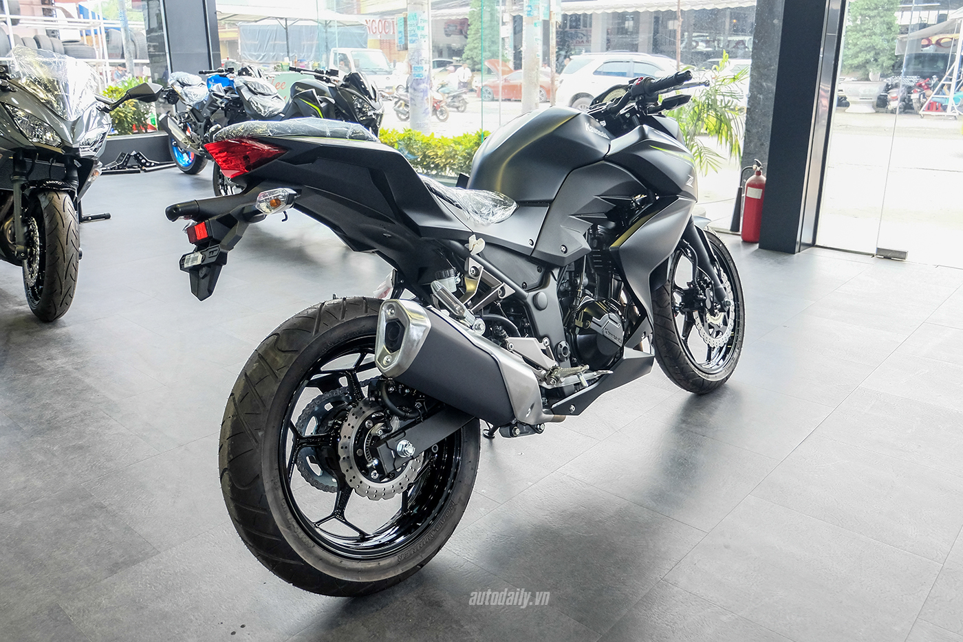 Ảnh thực tế Kawasaki Z300 ABS 2018 tại Việt Nam