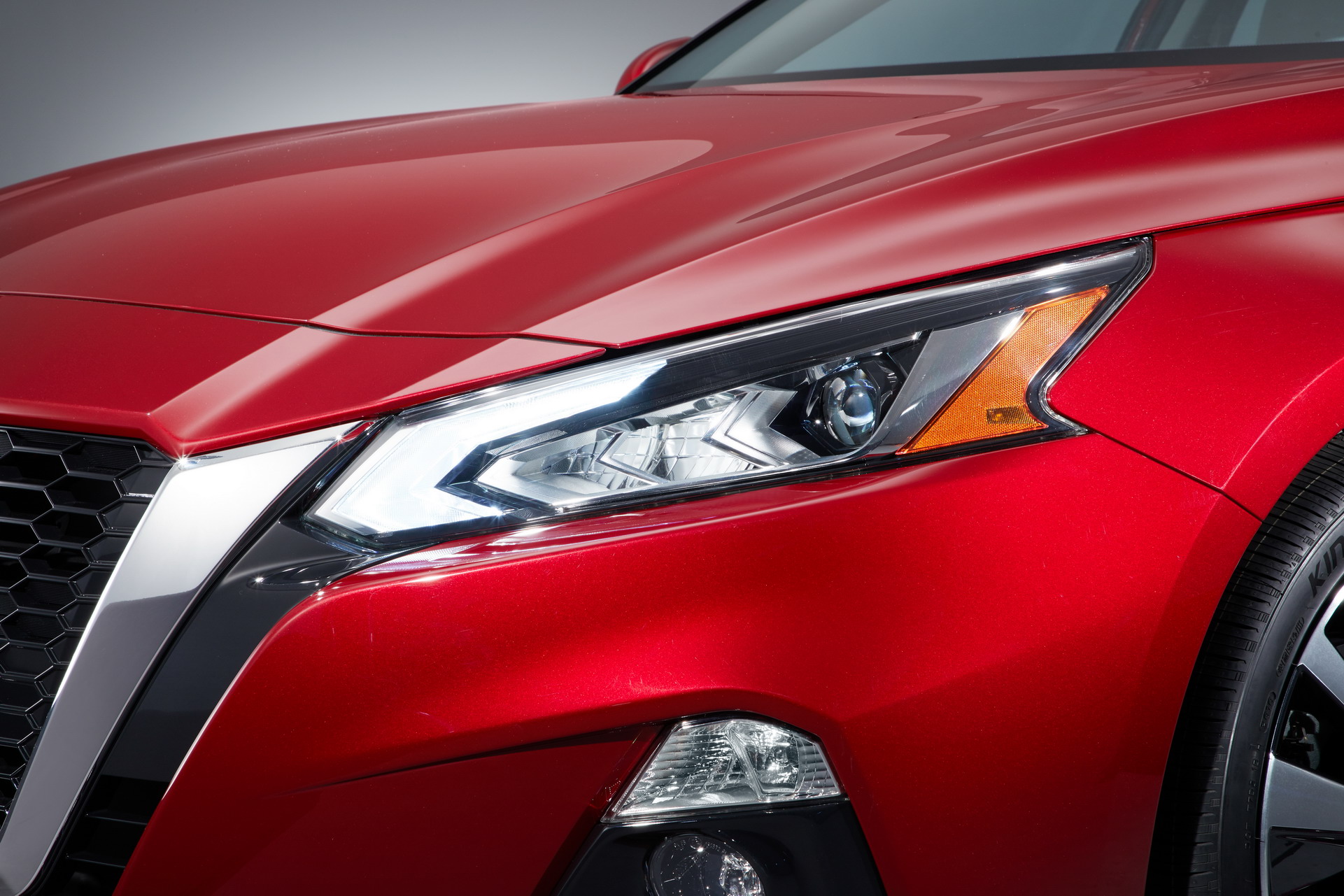 Ảnh chi tiết Nissan Altima 2019 2019-nissan-altima-14.jpg