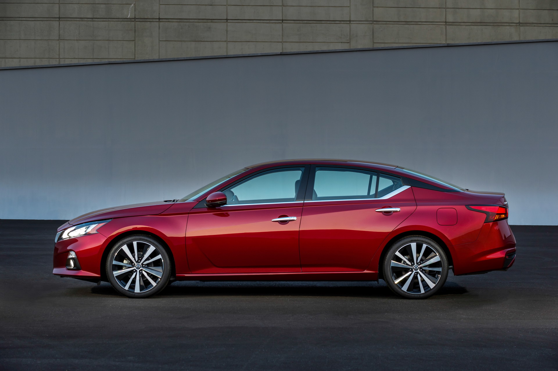 Ảnh chi tiết Nissan Altima 2019 2019-nissan-altima-6-1.jpg