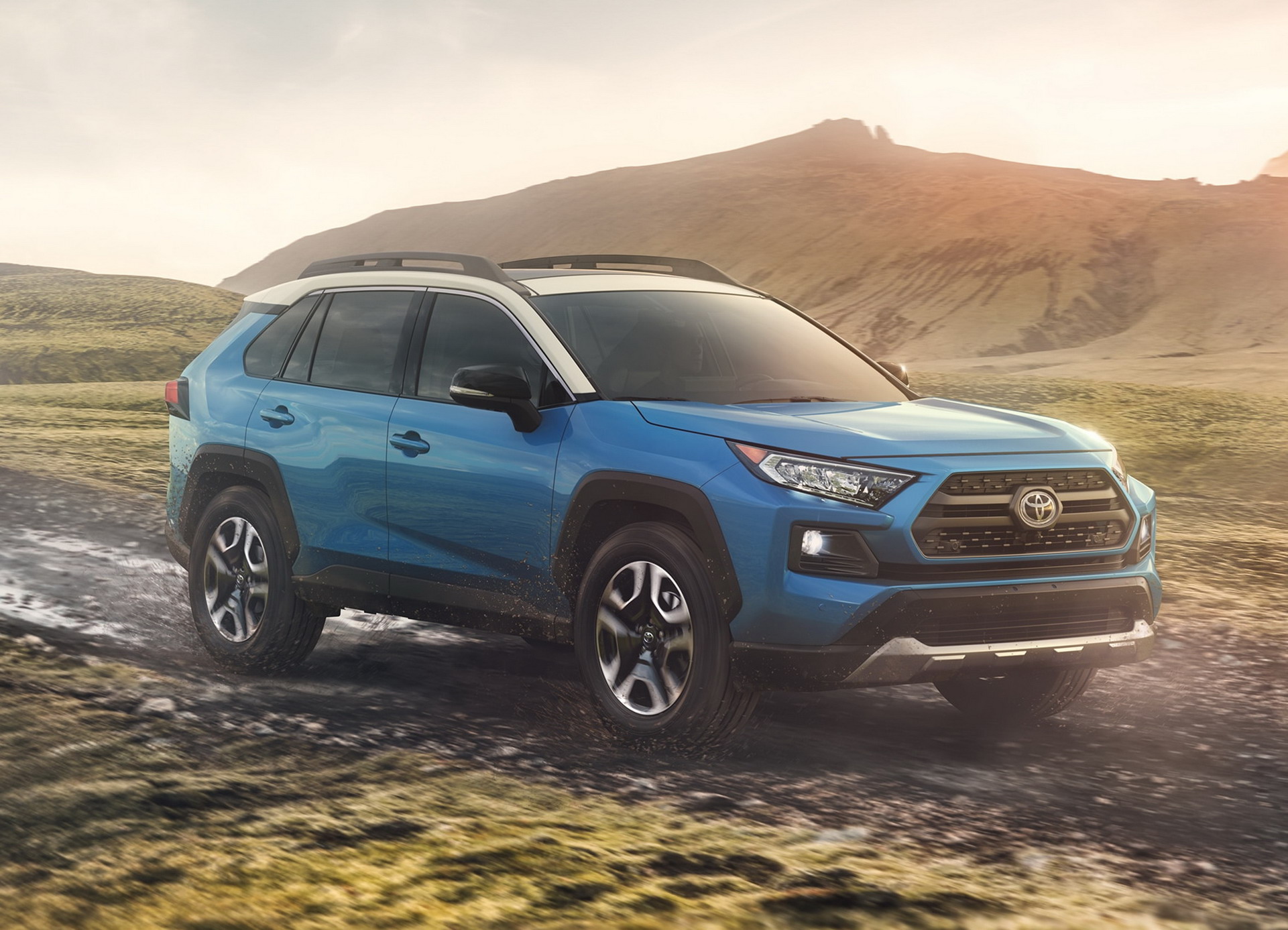 Ảnh chi tiết Toyota RAV4 2019 2019-toyota-rav4-28.jpg