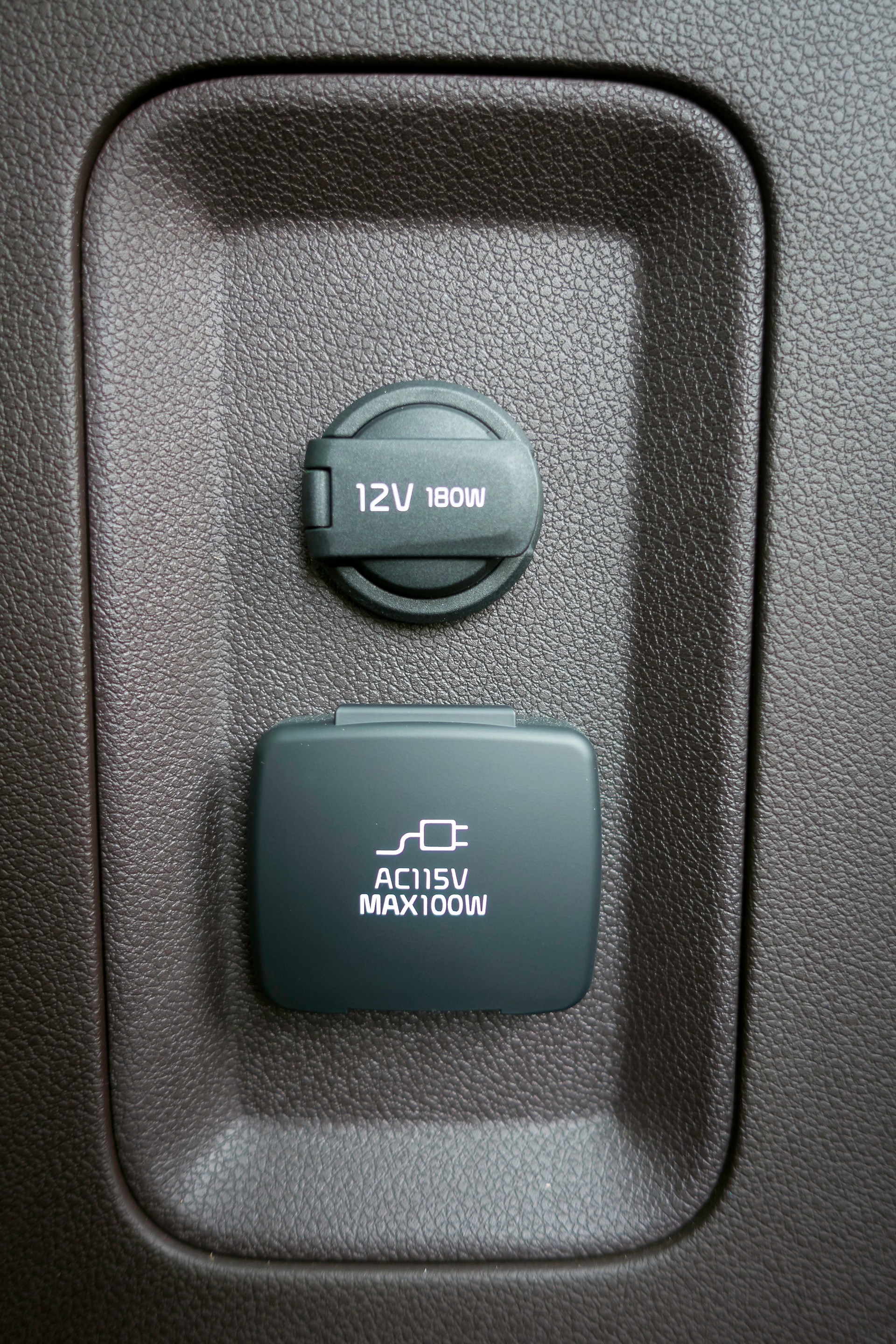 Ảnh chi tiết Kia Sedona 2019 2019-kia-sedona-5.jpg