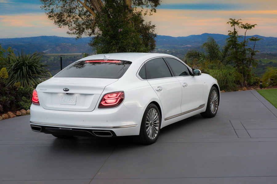 Ảnh chi tiết Kia K900 2019 phiên bản Mỹ kia-k900-12-1.jpg