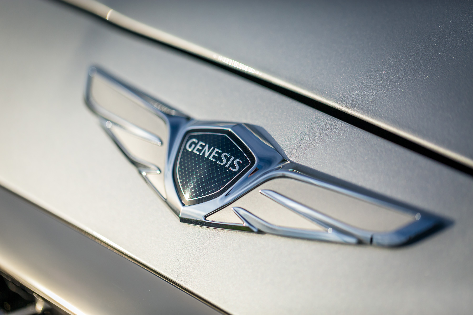 2019-genesis-g70-usa-debut-ny-15.jpg