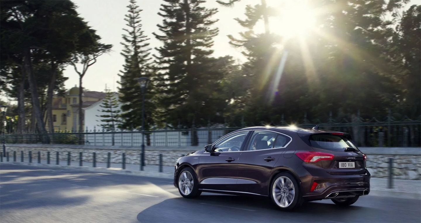 Ảnh chi tiết Ford Focus 2019 ford-focus-2019-011.jpg