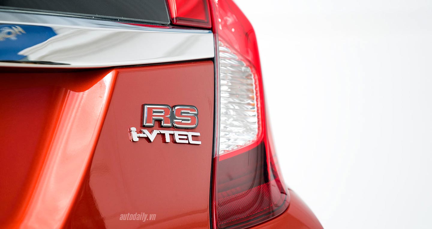 Đánh giá Honda Jazz RS: Xe nhỏ có nhiều võ honda-jazz-rs-review-autodaily-05.jpg