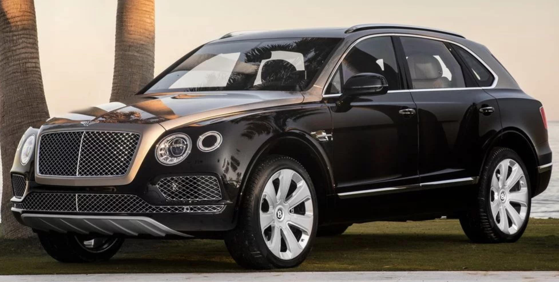 How The New Bentley Bentayga EWB Compares To The RollsRoyce Cullinan