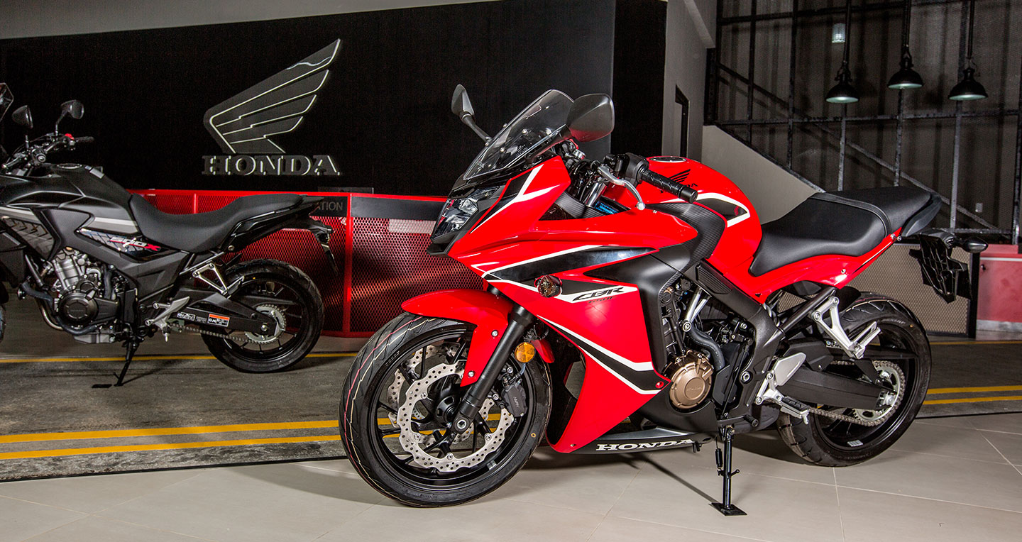 Cập nhật giá bán xe moto phân khối lớn của Honda tháng 22017  2banhvn