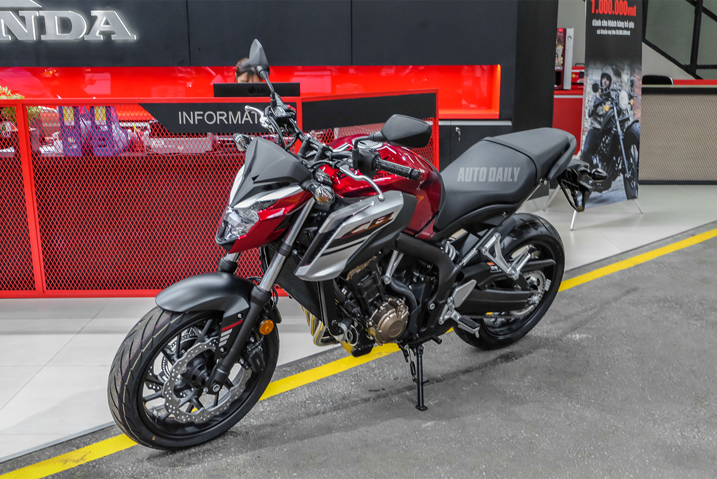 Ảnh chi tiết Honda CB650F giá 225,9 triệu đồng honda-cb650f-2.jpg