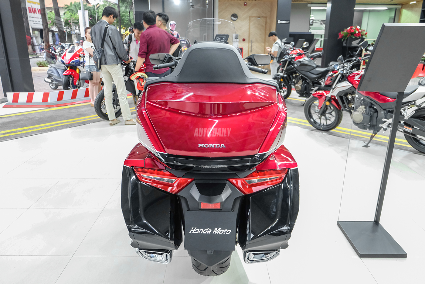 Giá xe Honda Goldwing 2023  Đánh giá Thông số kỹ thuật Hình ảnh Tin tức   Autofun