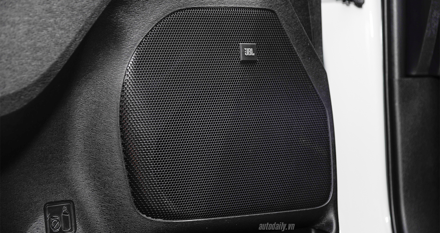 Chi tiết nội thất Toyota Sienna Limited 2018 toyota-noi-that-5.jpg