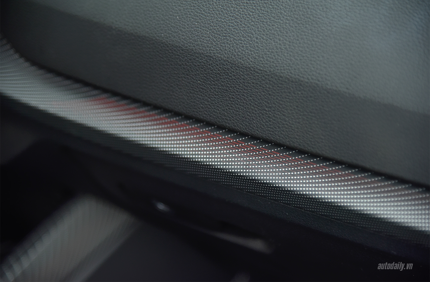 Ảnh chi tiết đánh giá Audi Q2 1.4L TFSI audi-q2-16.jpg