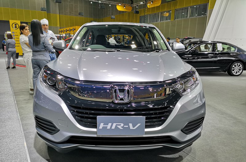 Đầu xe Honda HRV 2018 màu bạc | Honda Tây Hồ