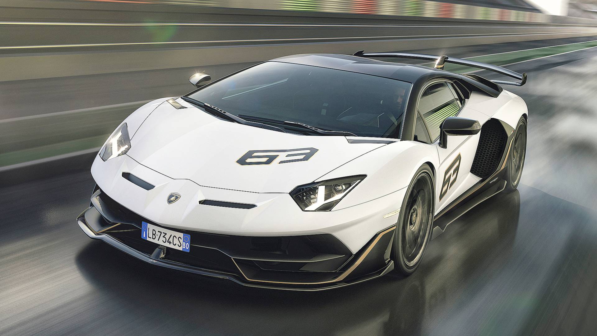 Siêu phẩm Lamborghini Aventador SVJ giá  USD ra mắt