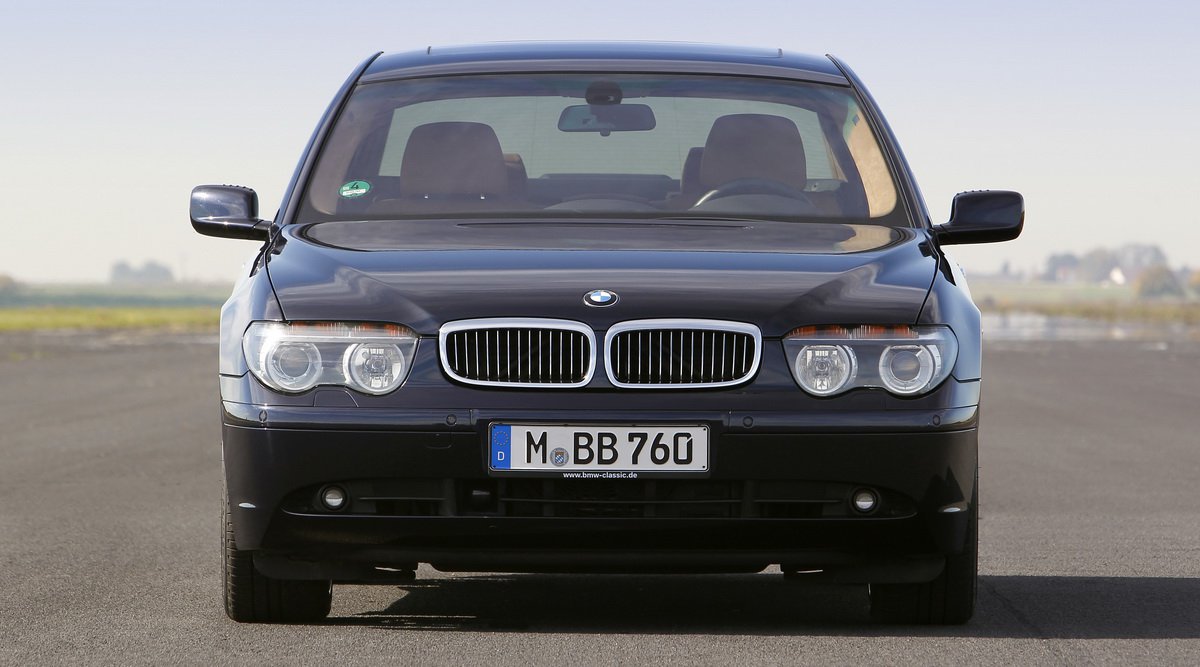 Nhìn lại quá trình “lột xác” của siêu sedan BMW 7-Series qua-trinh-lot-xac-bmw-7series-7.jpg