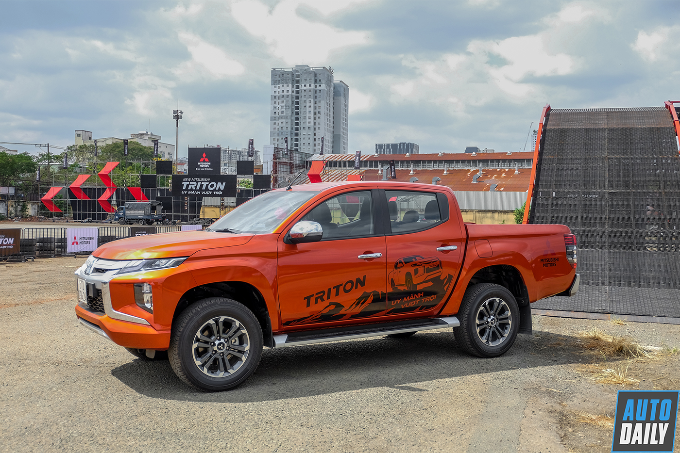 Ảnh chi tiết Mitsubishi Triton 2019 tại Việt Nam mitsubishi-triton-2019-55.jpg