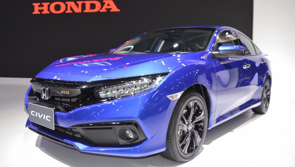 2019-honda-civic-dat-hang-6.jpg