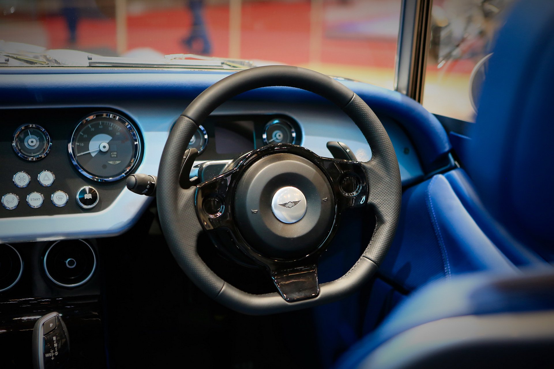 Ngắm Morgan Plus Six hơn 8 tỷ trên phố Hà Nội, động cơ BMW mạnh mẽ Morgan ra mắt xe mới sau 19 năm, nền tảng nhôm và gỗ, giá 102.000 USD morgan-plus-six-6.jpg
