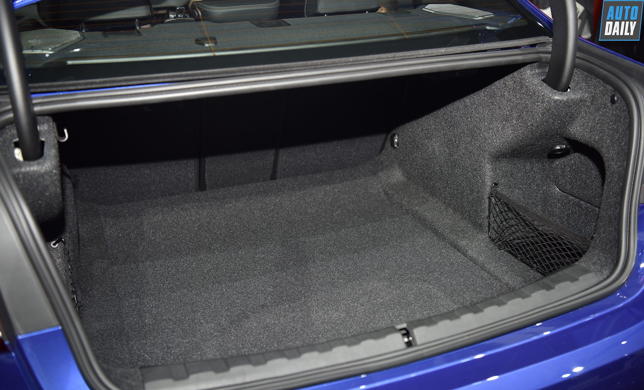 Ảnh chi tiết BMW 3-Series 2019 bmw-3-series-2019-bangkok-motor-show-autodaiy-012.jpg