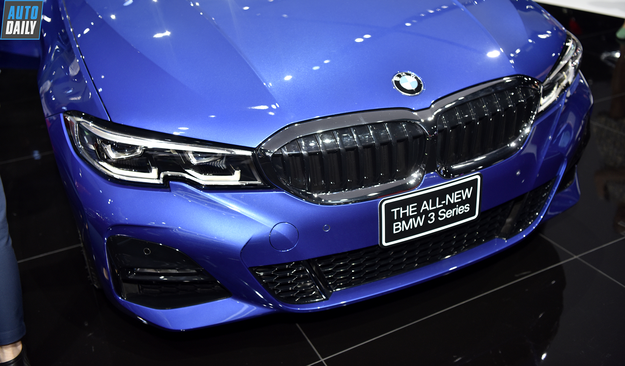 Ảnh chi tiết BMW 3-Series 2019 bmw-3-series-2019-bangkok-motor-show-autodaiy-018.jpg