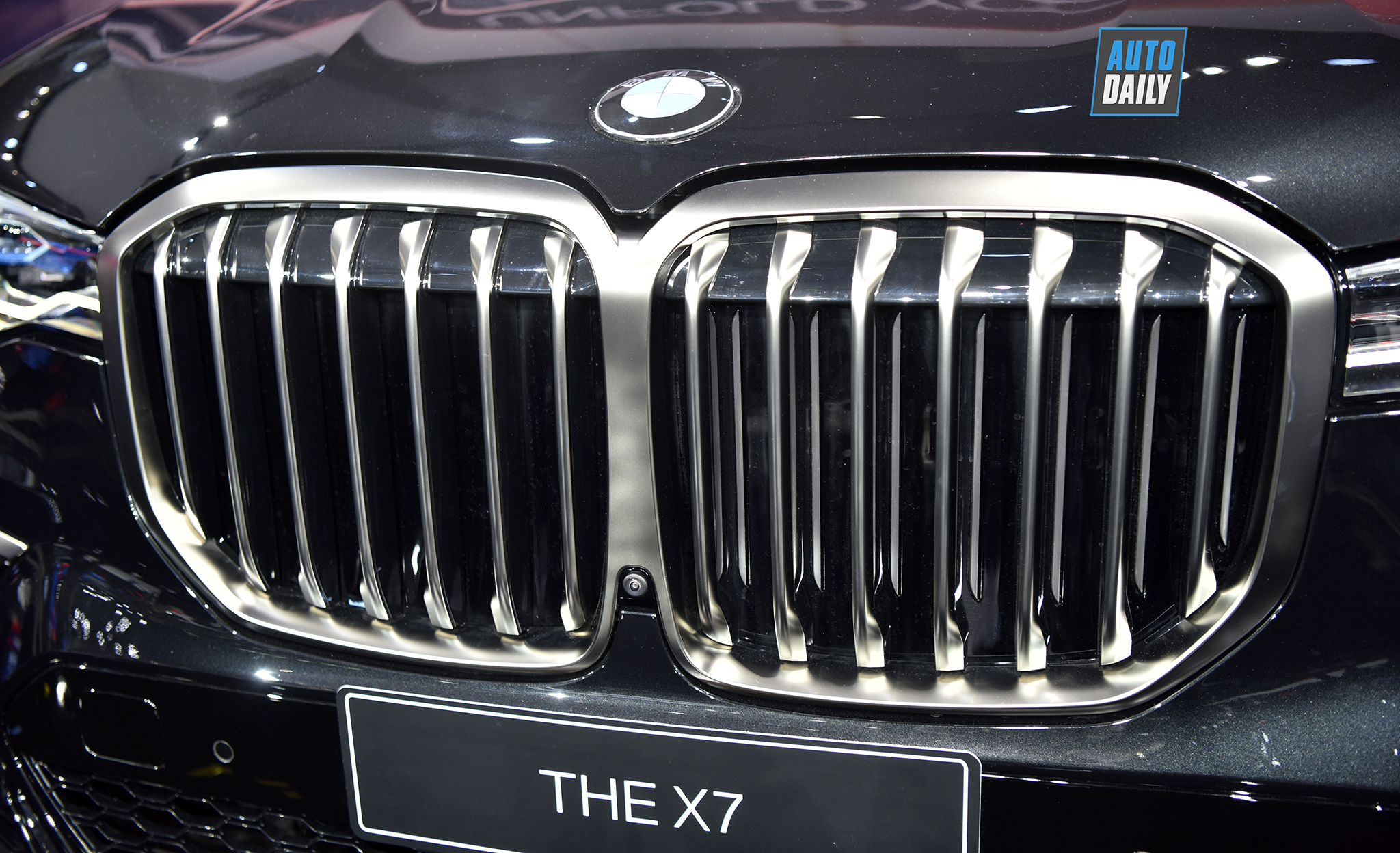 Ảnh chi tiết BMW X7 2019 tại Bangkok Motor Show bmw-x7-2019-bangkok-motor-show-autodaily-03-1.jpg