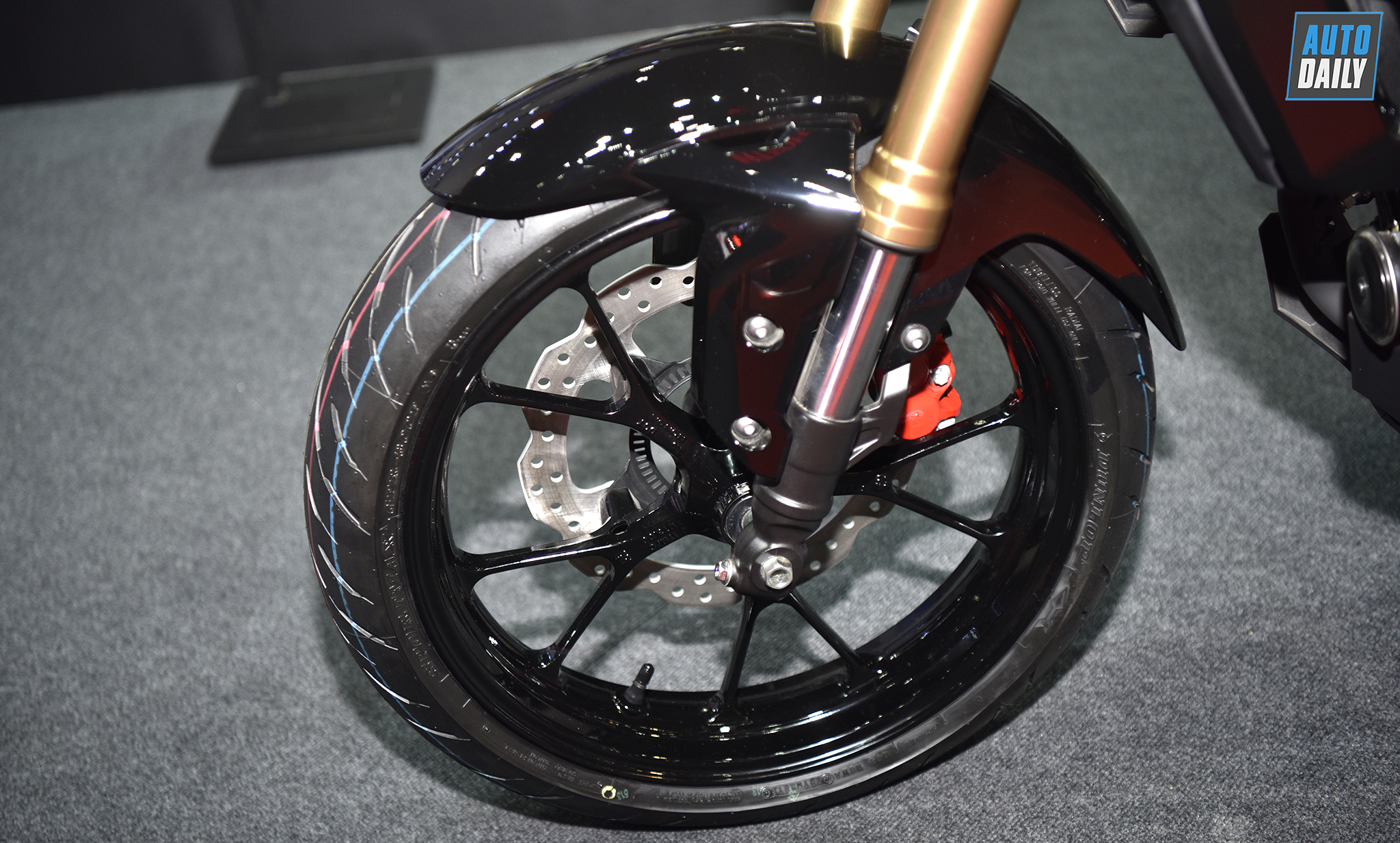 Ảnh chi tiết Honda CB150R 2019 honda-cb150r-2019-bangkok-motor-show-autodaily-01.jpg