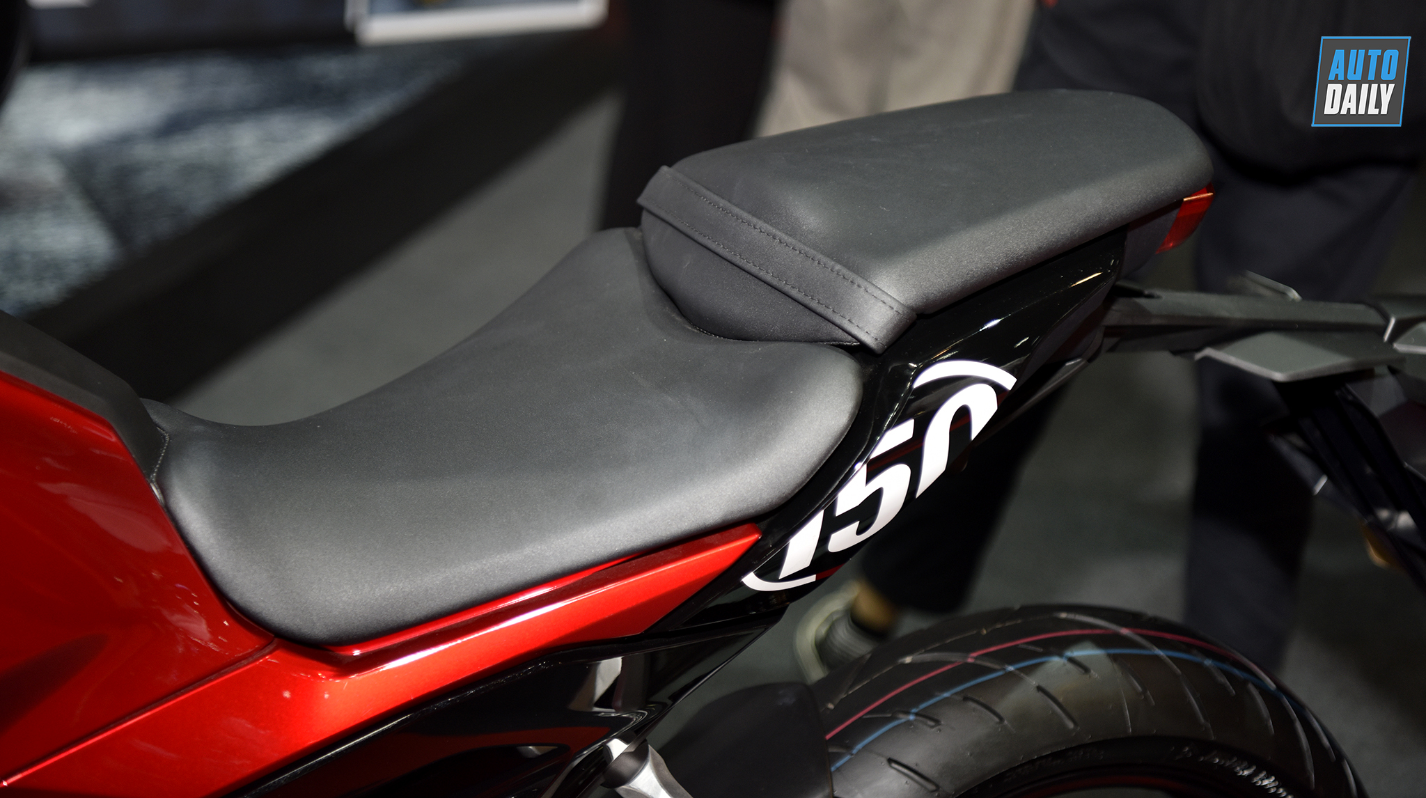 Ảnh chi tiết Honda CB150R 2019 honda-cb150r-2019-bangkok-motor-show-autodaily-016.jpg