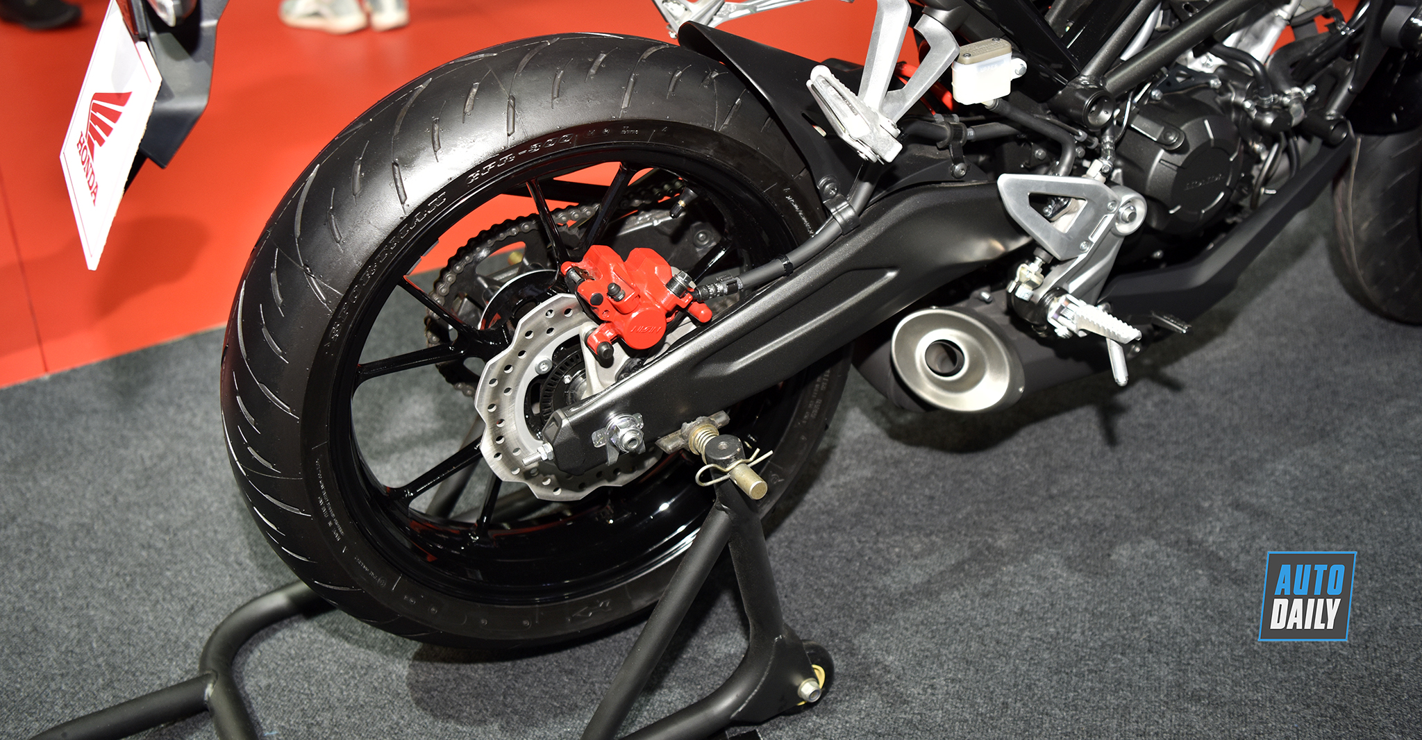 Ảnh chi tiết Honda CB150R 2019 honda-cb150r-2019-bangkok-motor-show-autodaily-03.jpg