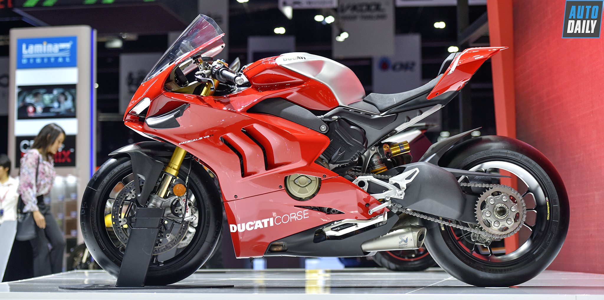 Siêu phẩm Ducati Panigale V4R giá trên 2 tỷ đồng sắp về Việt Nam
