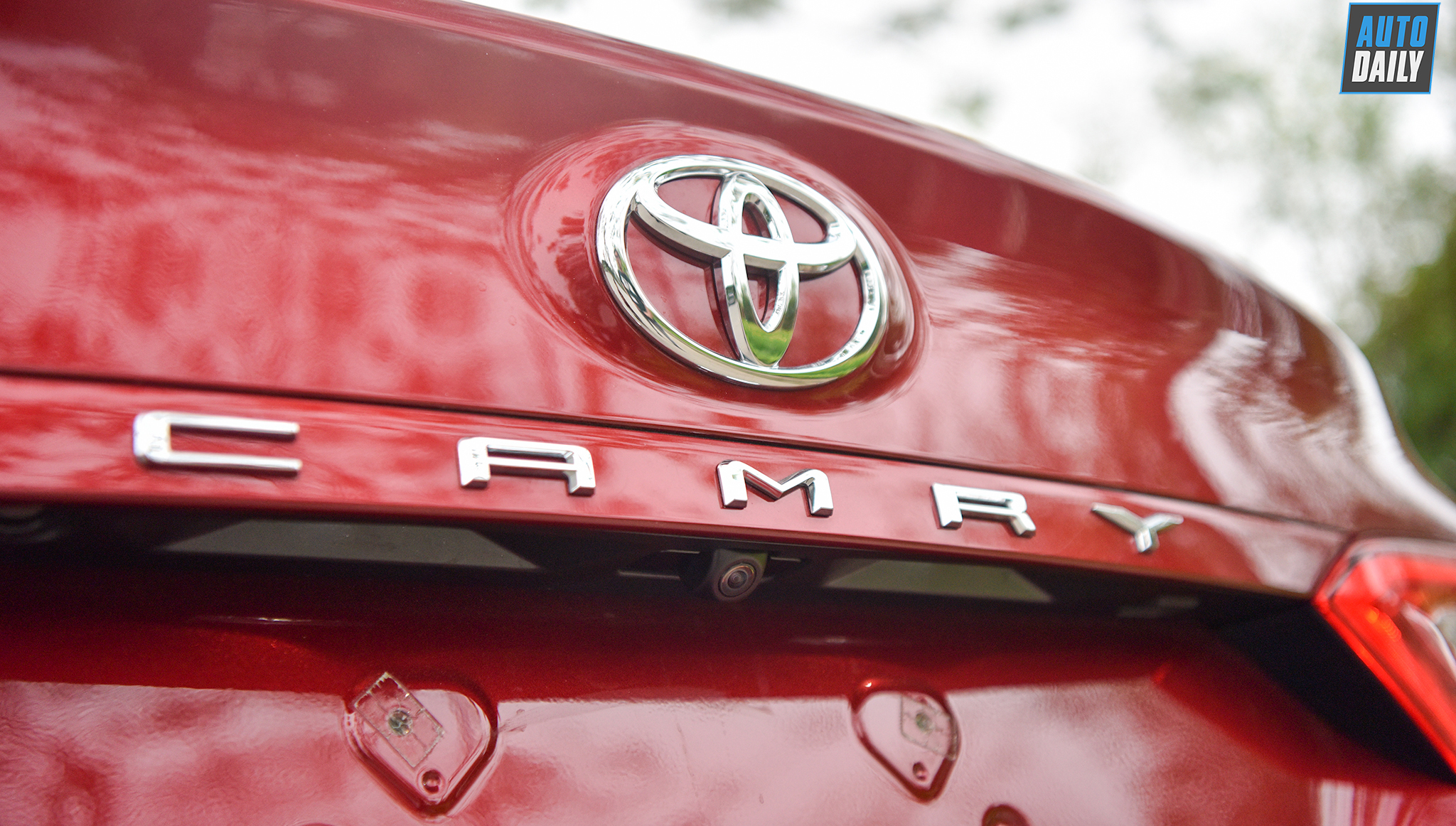 Ảnh chi tiết Toyota Camry 2019 tại Việt Nam toyota-camry-201949-copy.jpg