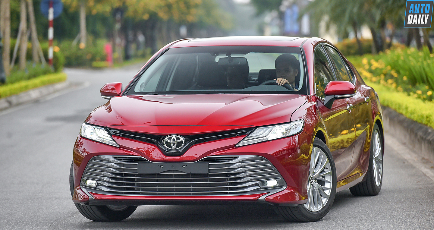 Chi tiết Toyota Camry 2.5Q 2019 tại Việt Nam: Lột xác hoàn toàn