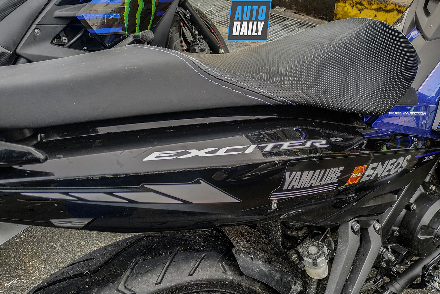 Cận cảnh Yamaha Exciter 150 2019 bản Monster tuyệt đẹp tại VN giá từ 49  triệu  Xe máy  Việt Giải Trí