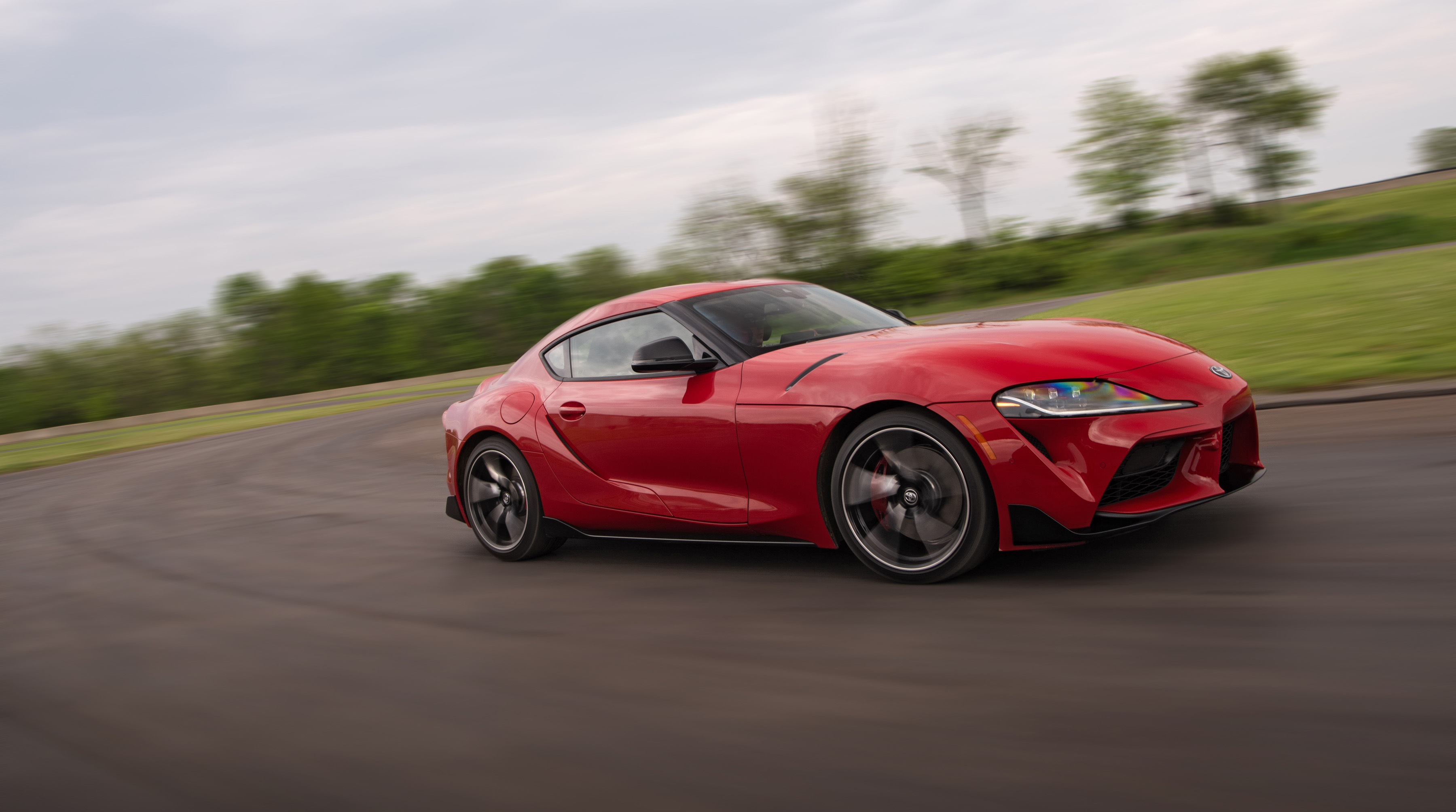 toyota-gr-supra-10.jpg