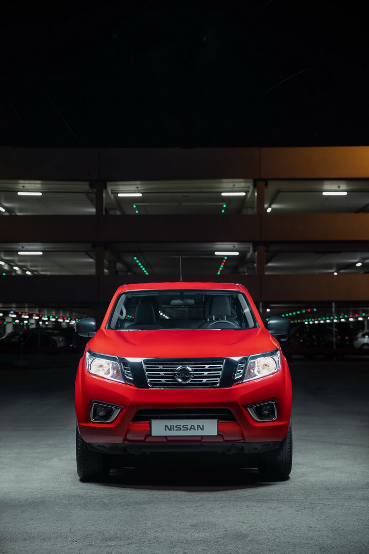 2020-nissan-navara-3.jpg