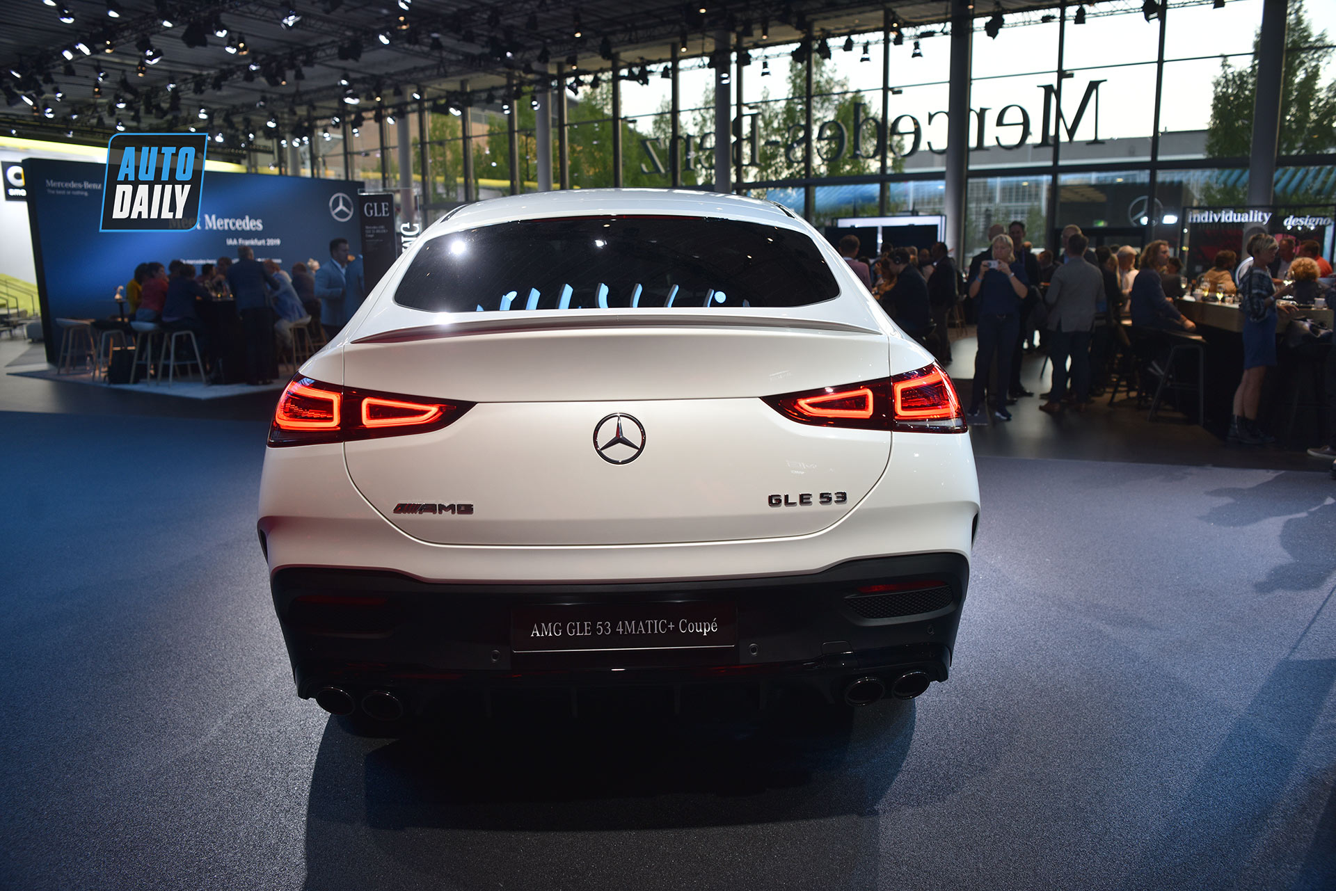 Mercedes-Benz GLE 53 Coupe 2021 sắp ra mắt tại Việt Nam, giá hơn 5,3 tỷ Khám phá chi tiết Mercedes-Benz GLE Coupe 2020 tại Frankfurt Auto Show 2019 gle-53-4matic-autodaily-05.jpg